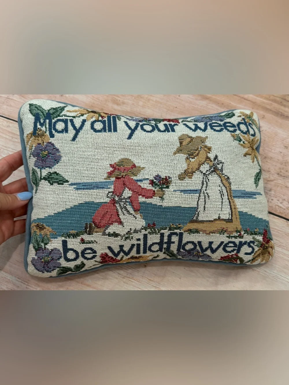Vintage Cottage Tapestry Needlepoint Throw Pillow 12 X 8“ Wildflowers